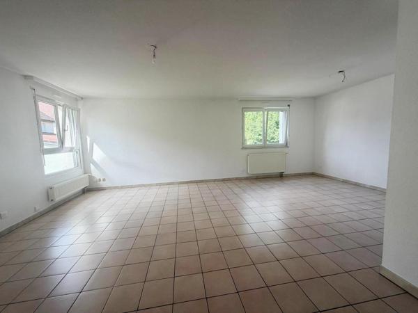 Appartement avec jardin, terrasse et garage