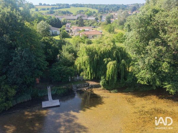 Maison à vendre 5 pièces 141 m² Touvre