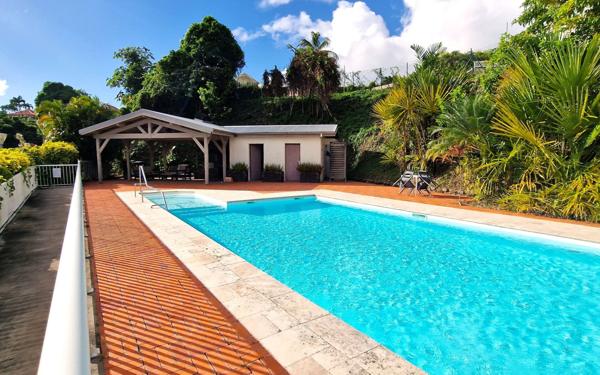 Appartement à vendre    3 pièces • 60,62 m2 Fort-de-France