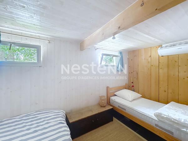 Chalet authentique en ossature bois 4 pièces dont 3 chambres de 63 m2 avec grande terrasse de 40 m² à Gruissan Plage des Chalets