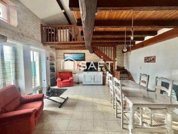 MAISON 2 CHAMBRES UN BUREAU ET DEPENDANCE PROCHE CENTRE ECHIRE !