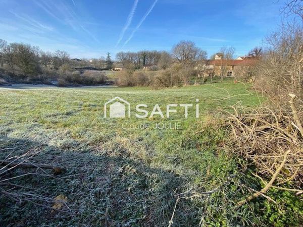 Terrain à batir de 6 363 m² à SAINTE CROIX