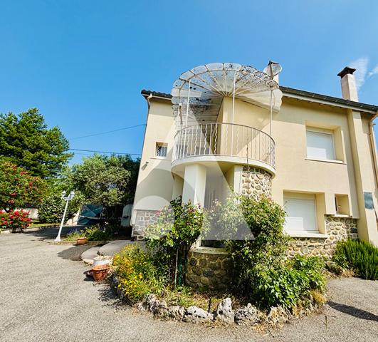 Maison 4 pièces 193 m2