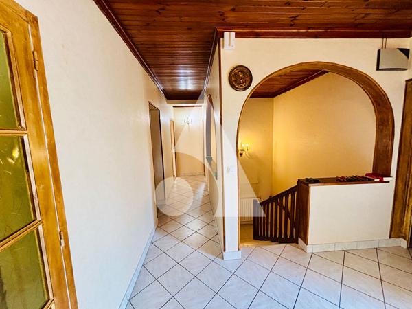 Maison 4 pièces 193 m2