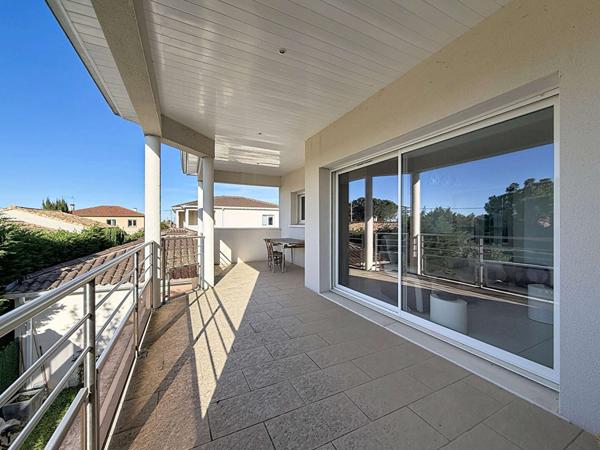 A VENDRE - EAUNES - Appartement T3 avec grande terrasse de 22.61m² et garage - Faibles charges!