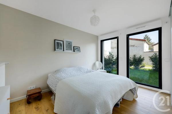 Appartement F3 à vendre  3 pièces - 68,55 m 2   ISSY LES MOULINEAUX  - 92