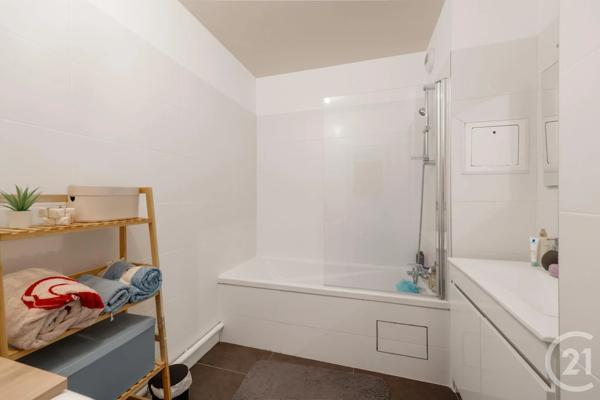 Appartement F3 à vendre  3 pièces - 68,55 m 2   ISSY LES MOULINEAUX  - 92