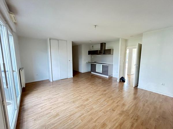 Appartement Nantes 3 pièce(s) - Lumineux - proche TRAM et commerces