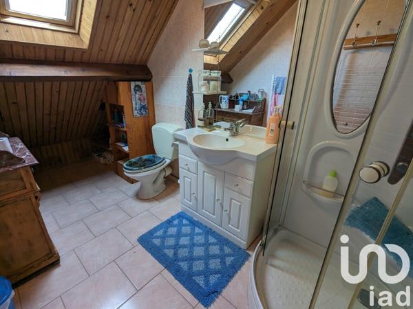 Maison traditionnelle 7 pièces de 175 m² à Charbuy (89113)