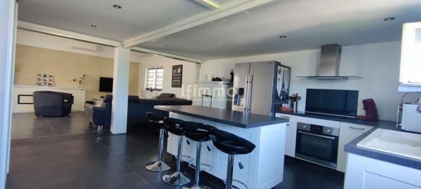 Maison de ville non mitoyenne Carbon-blanc 285 000€ FAI