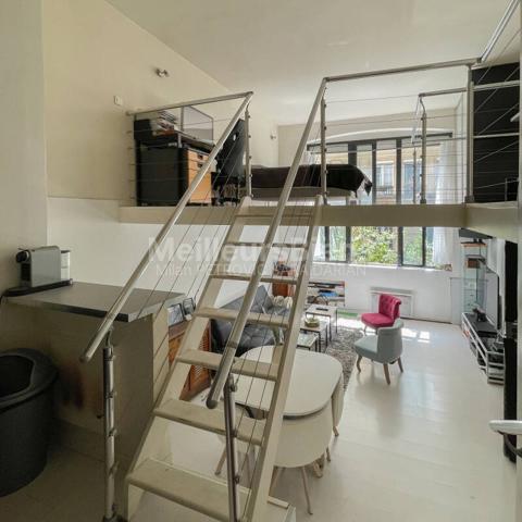 Paris 9ème - À VENDRE - Local d'activité avec commercialité en duplex de 50 m²