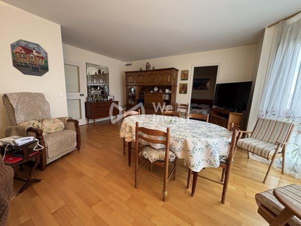 Appartement 2 pièces à fort potentiel en plein cœur de Saint-Maur-des-Fossés !!