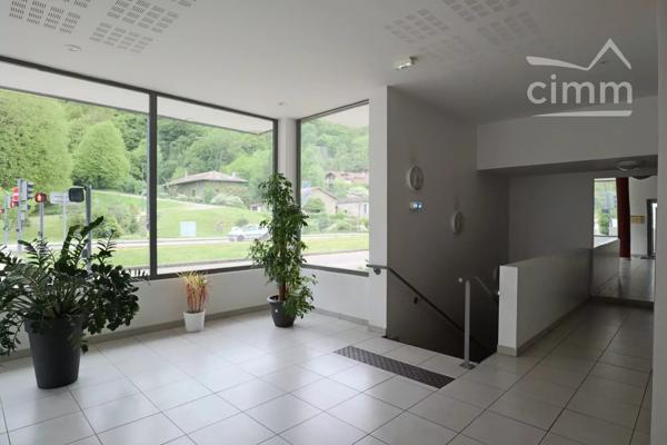 St Martin le Vinoux - appartement 2 chambres + balcon
