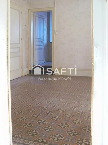 Maison de ville idéalement située