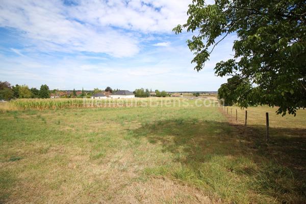 VENDU À Étevaux, terrain de 5135m2 en vente