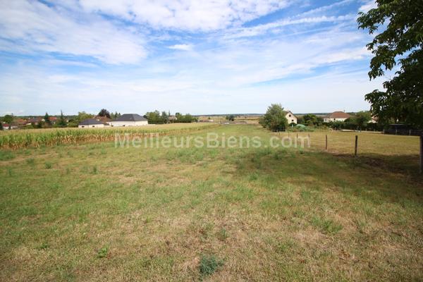 VENDU À Étevaux, terrain de 5135m2 en vente