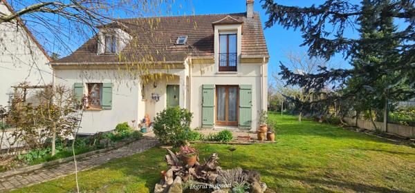 Pavillon individuel, sous sol total, 5 chambres, confort de plain pied