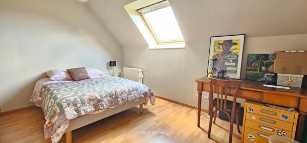 Pavillon individuel, sous sol total, 5 chambres, confort de plain pied