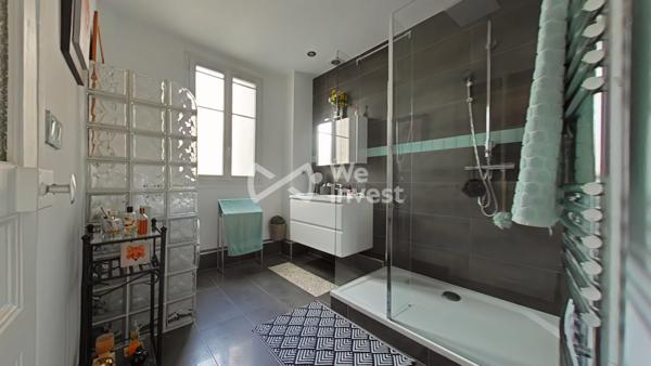 Grand F2 de 60m² - Centre ville