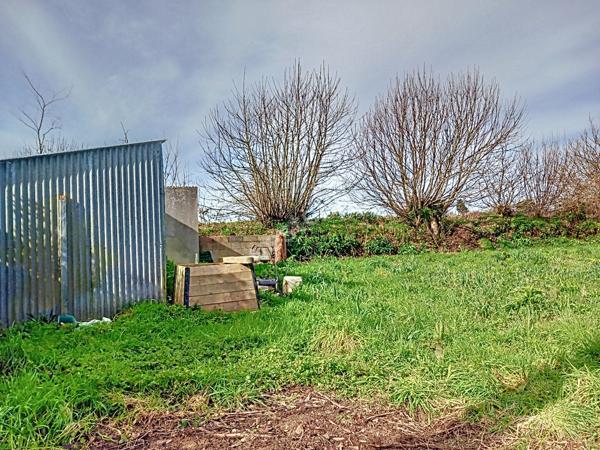 LANDERNEAU - Terrain de 500 m2