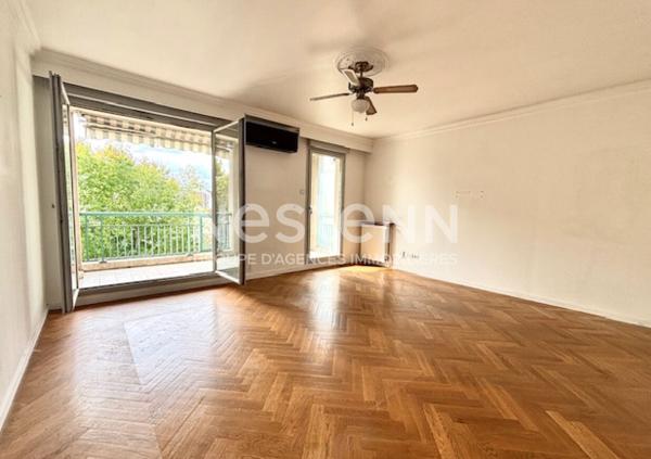 Appartement Tassin La Demi Lune 2 pièce(s) 53 m2 Centre horloge