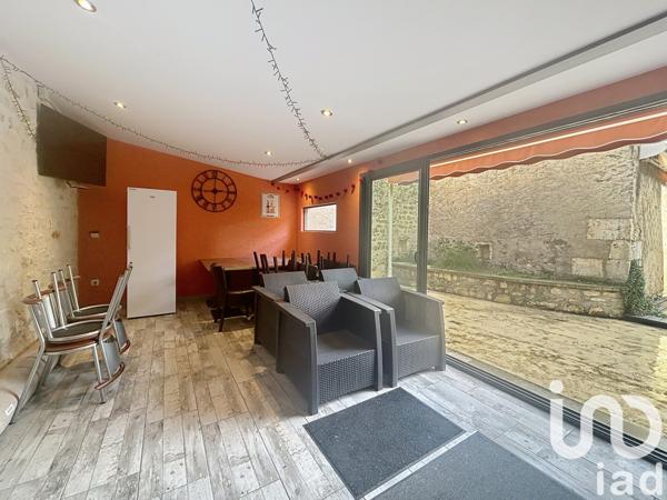 Maison à vendre 5 pièces 188 m² La Rochefoucauld-en-Angoumois