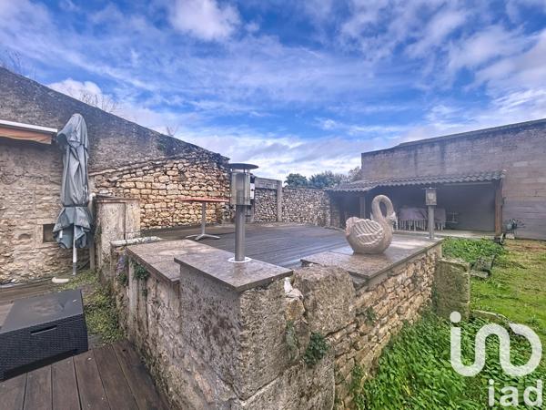 Maison à vendre 5 pièces 188 m² La Rochefoucauld-en-Angoumois