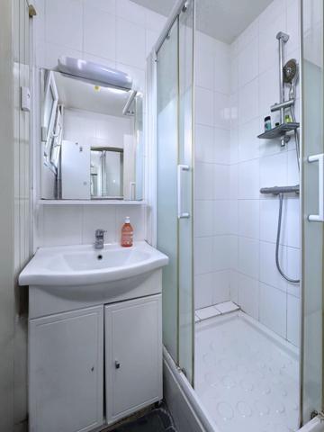 Appartement 3 pièces dans résidence calme.