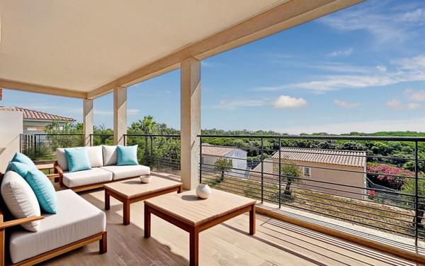 Maison à vendre    4 pièces • 137 m2 Fréjus