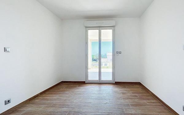 Maison à vendre    4 pièces • 137 m2 Fréjus