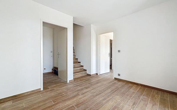 Maison à vendre    4 pièces • 137 m2 Fréjus