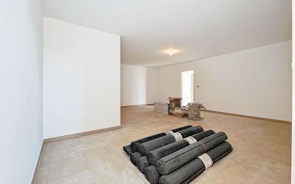 Maison à vendre    4 pièces • 137 m2 Fréjus