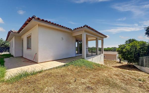 Maison à vendre    4 pièces • 137 m2 Fréjus