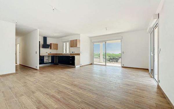 Maison à vendre    4 pièces • 137 m2 Fréjus