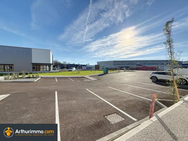 Vente Local commercial 441 m2 à Bourgoin-Jallieu