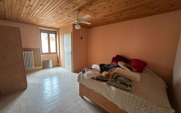 Maison à vendre    5 pièces •  Le Creusot