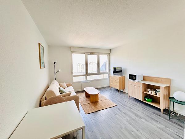 "APPARTEMENT MEUBLÉ 1 PIECE LE MANS 21M2"
