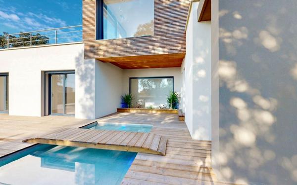 Maison à vendre    5 pièces •  Sommières