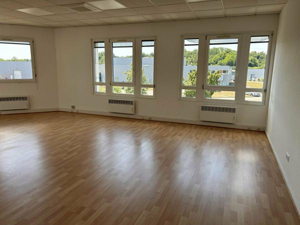 BUREAUX à LOUER de 60 m²