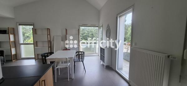 Appartement 3 pièces - 69 m² Exclusivité efficity