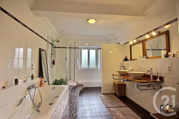 Maison à vendre  8 pièces - 206 m 2   WINGEN SUR MODER  - 67