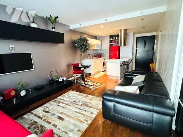 NEUILLY SUR SEINE - MARCHE DES SABLONS - 2 PIECES 