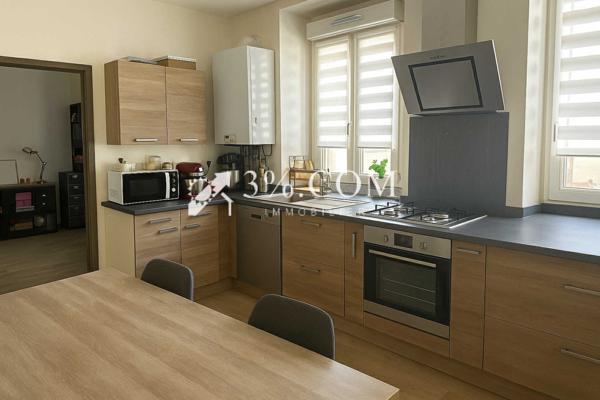 Appartement 4 pièce(s) 2 chambre(s) 64 m²