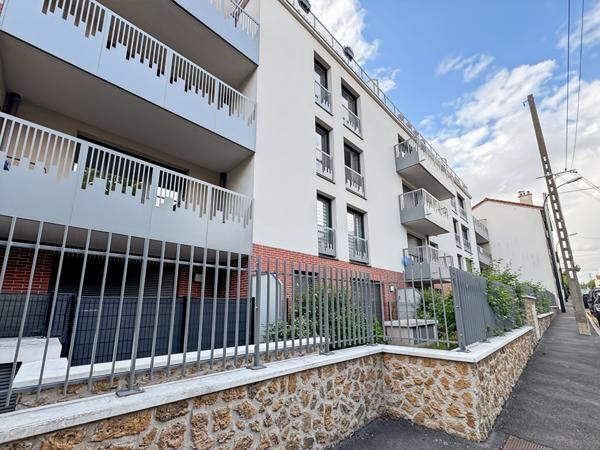 Centre ville Neuilly Plaisance 3 pièces