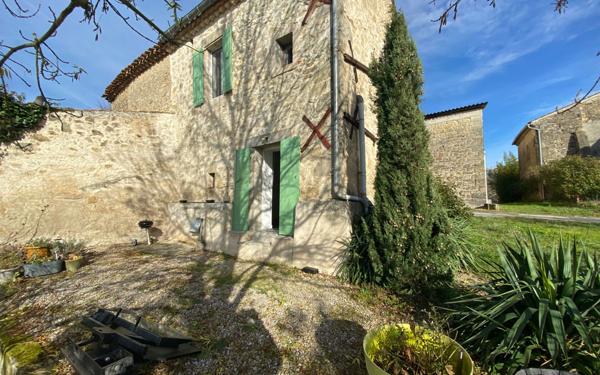 Maison à louer    2 pièces •  Navès