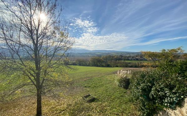 Maison à louer    2 pièces •  Navès