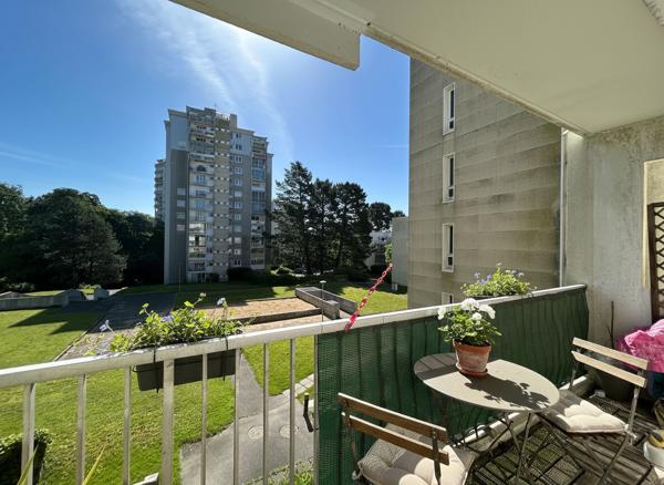 Appartement 5 pièces 115 m2 avec ascenseur + stationnement