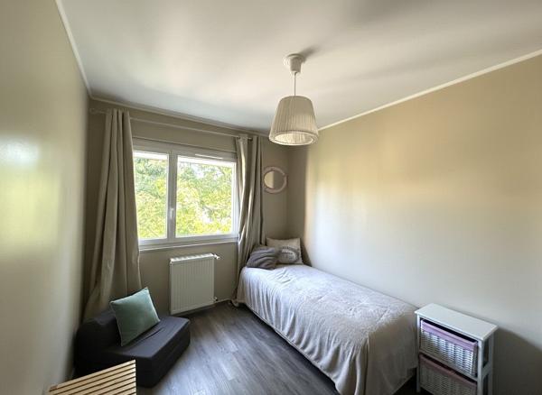 Appartement 5 pièces 115 m2 avec ascenseur + stationnement