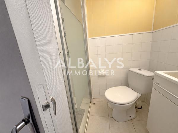 Immeuble 64 m²