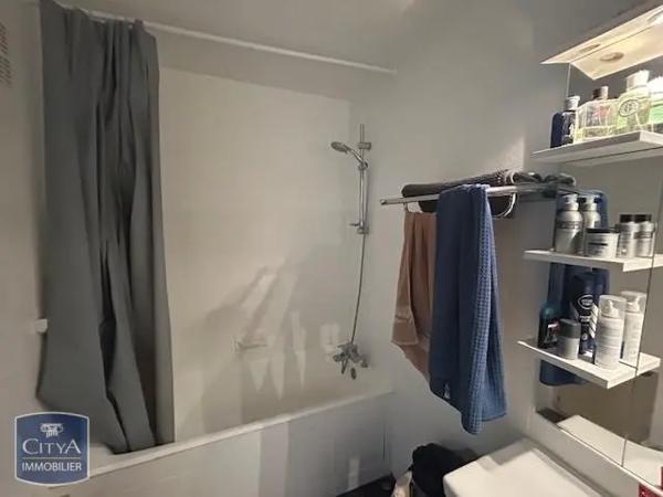 Appartement à louer 1 pièce 32.54m² Dax (40100)